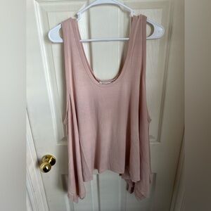 Zenana Shark Hem Tank Top